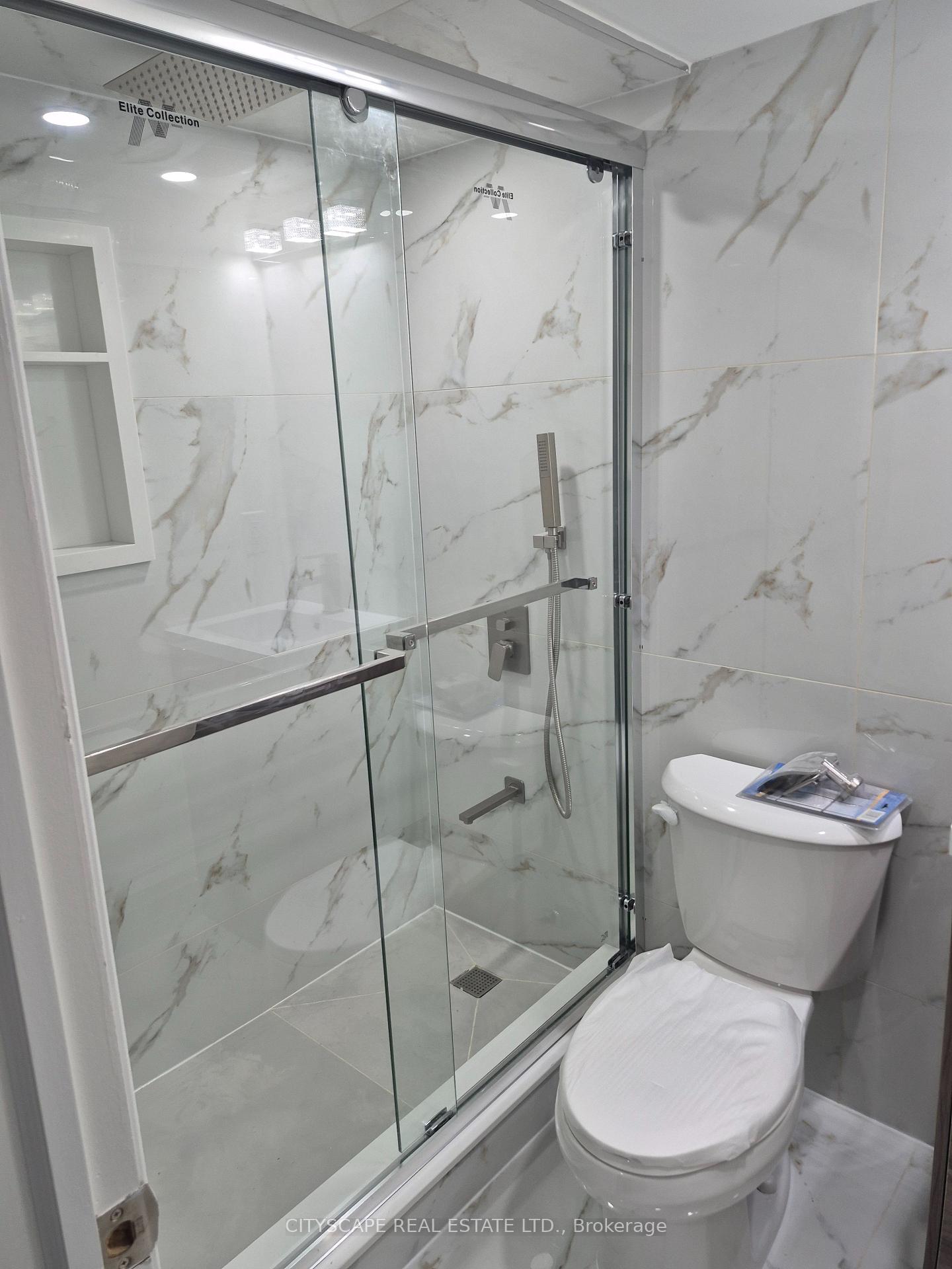 Photo 6 of Unit Bsmt, 1667 Summergrove Crescent, Mississauga, East Credit — HOMEH