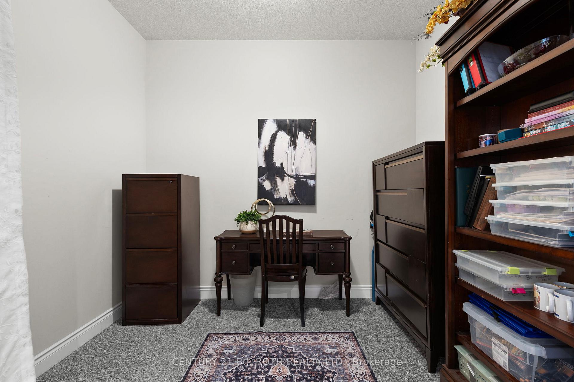 Photo 5 of Unit 1310, 37 Ellen Street, Barrie, City Centre — HOMEH