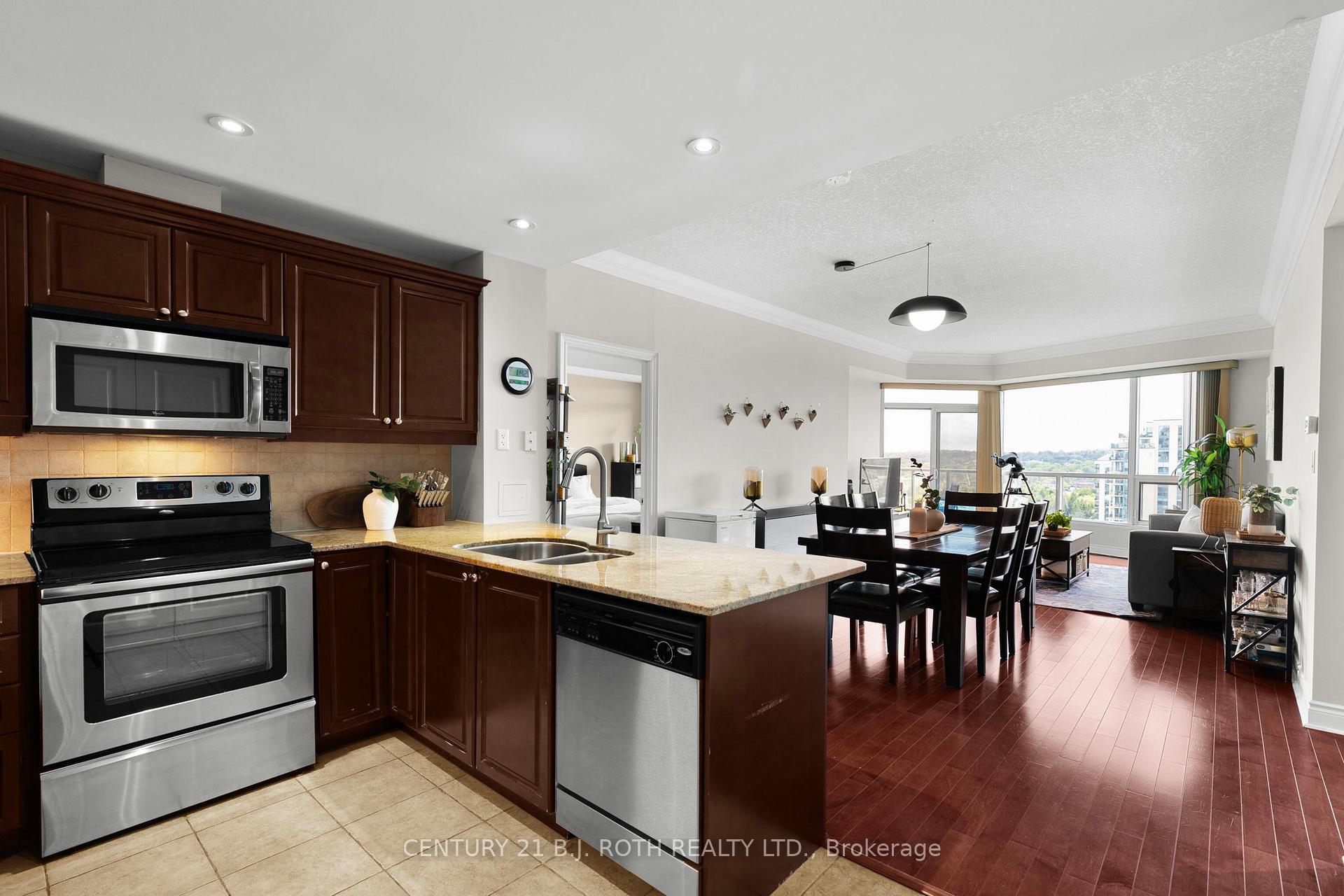 Photo 9 of Unit 1310, 37 Ellen Street, Barrie, City Centre — HOMEH