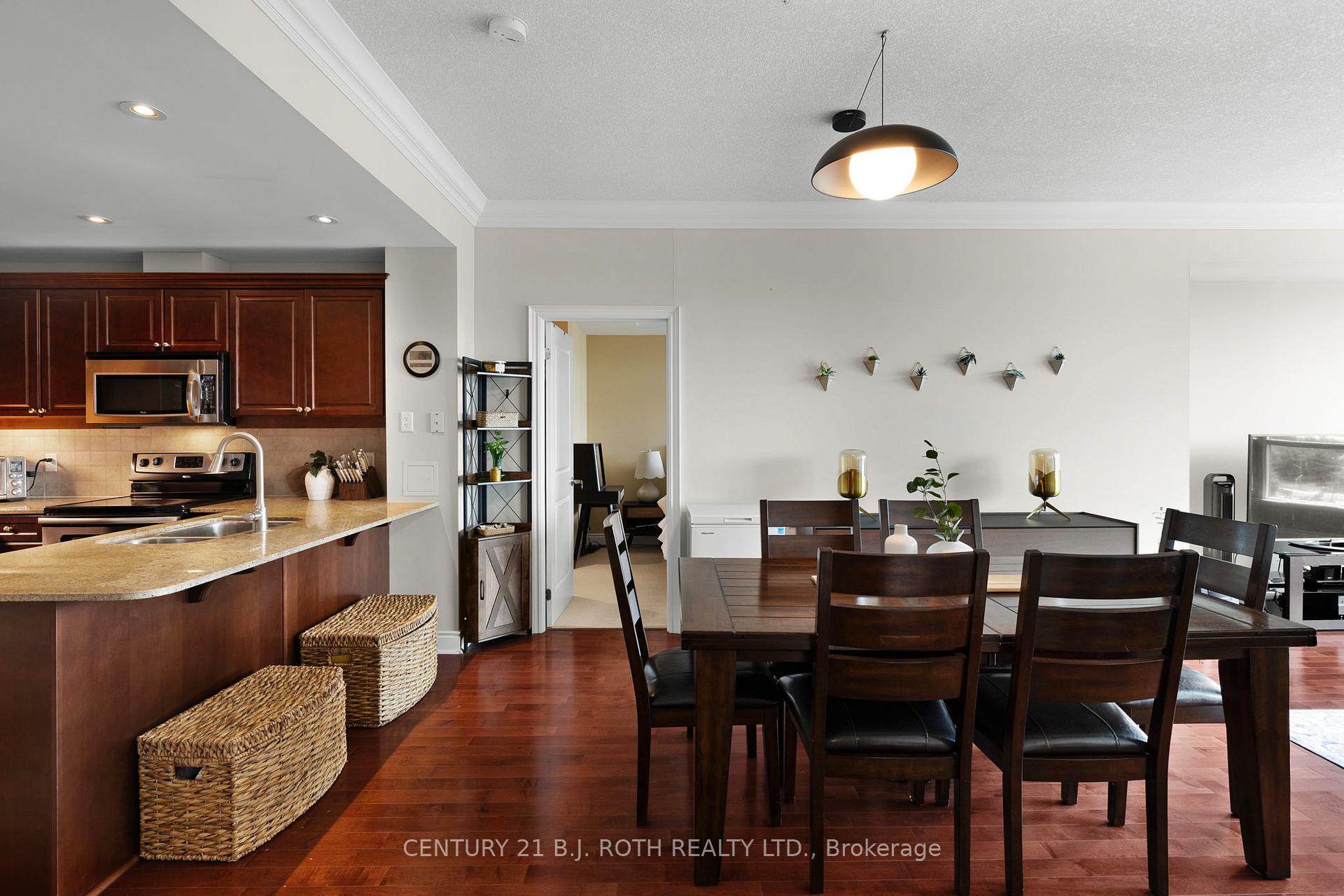 Photo 11 of Unit 1310, 37 Ellen Street, Barrie, City Centre — HOMEH