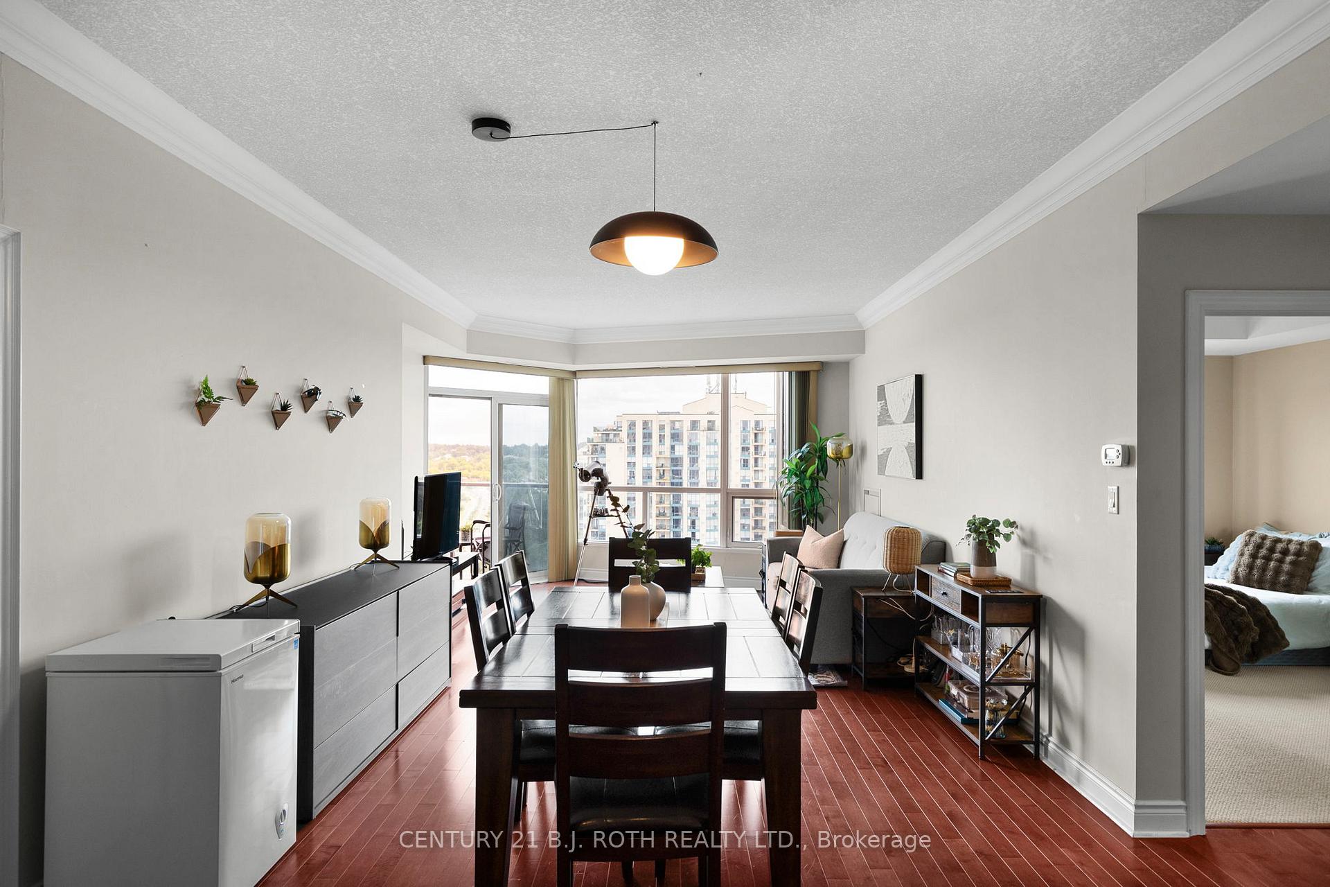 Photo 12 of Unit 1310, 37 Ellen Street, Barrie, City Centre — HOMEH
