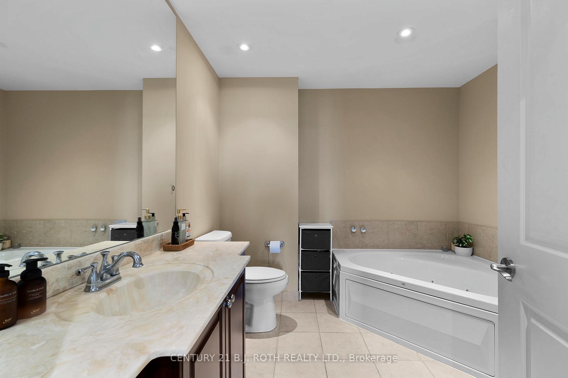 Photo 19 of Unit 1310, 37 Ellen Street, Barrie, City Centre — HOMEH