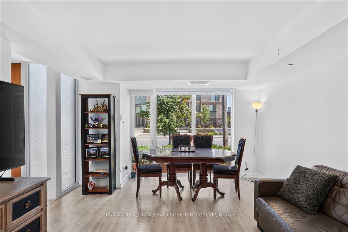 Photo 1 of Unit 4, 112 Varna Drive, Toronto, Englemount-Lawrence — HOMEH