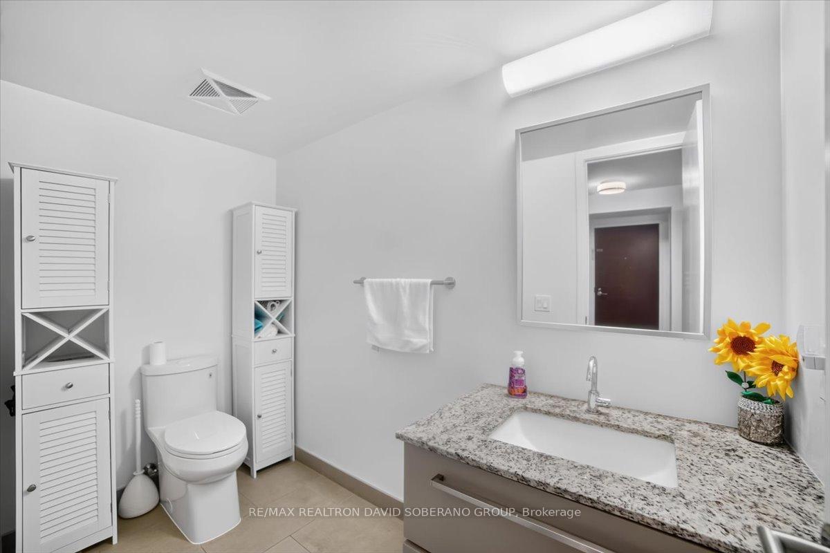 Photo 13 of Unit 4, 112 Varna Drive, Toronto, Englemount-Lawrence — HOMEH