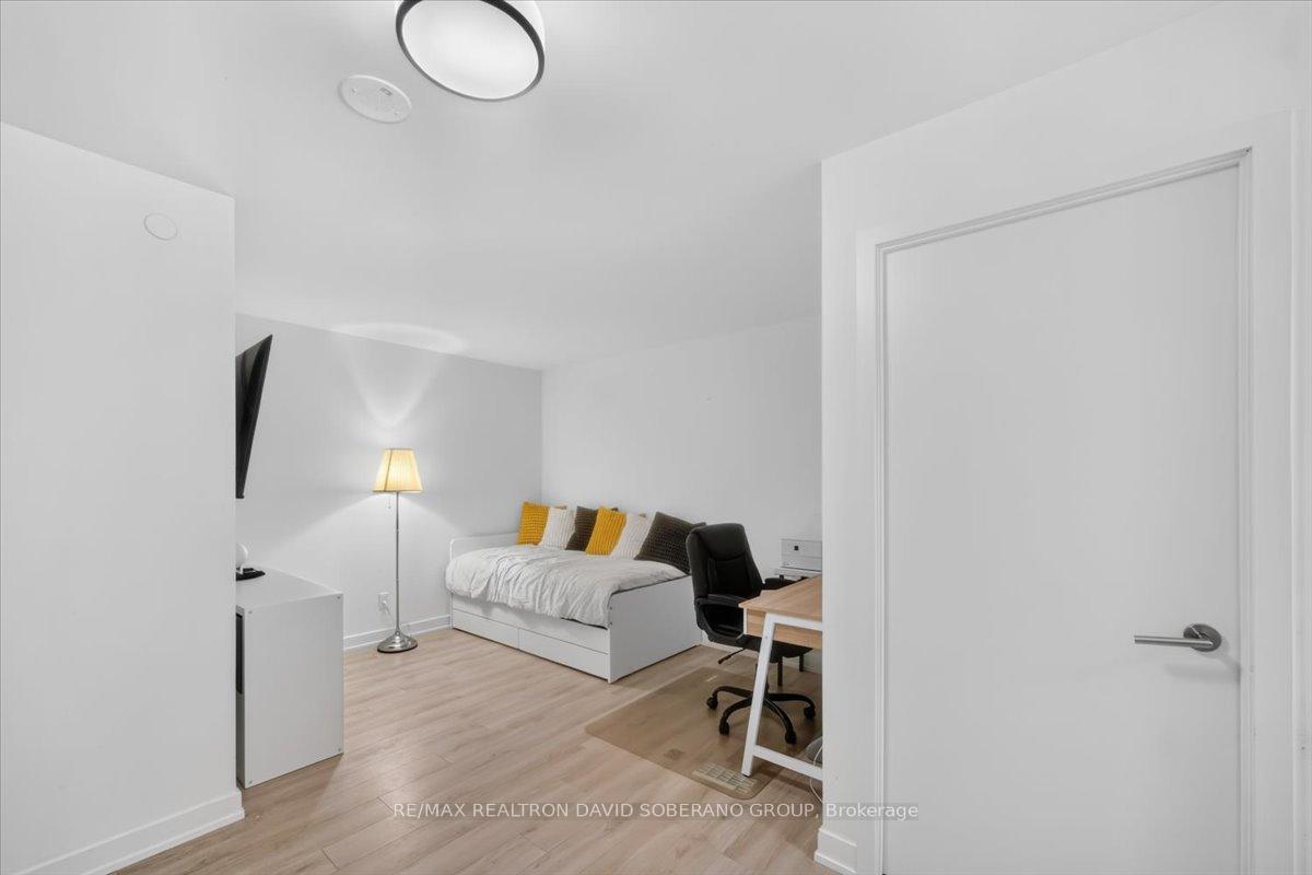 Photo 17 of Unit 4, 112 Varna Drive, Toronto, Englemount-Lawrence — HOMEH