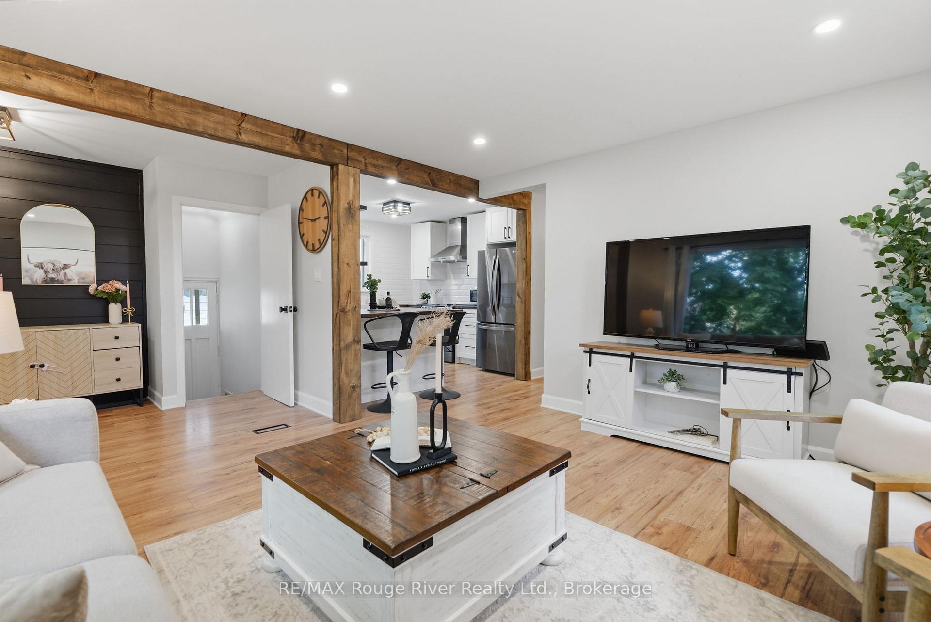 Photo 9 of 152 Wilson Road S, Oshawa, Donevan — HOMEH