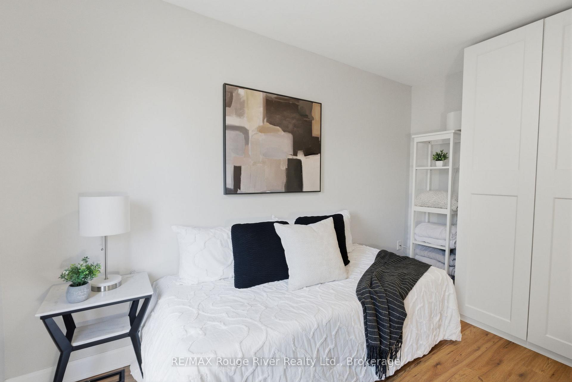 Photo 25 of 152 Wilson Road S, Oshawa, Donevan — HOMEH