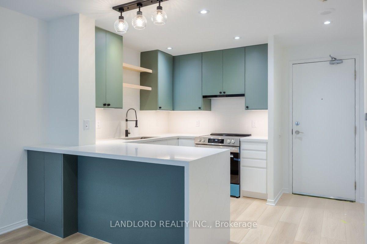 Photo 6 of Unit 512, 1863 Queen Street E, Toronto, The Beaches — HOMEH