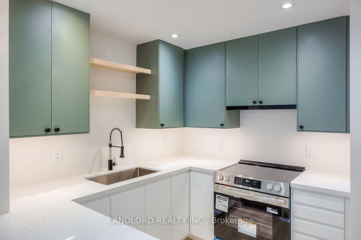 Photo 7 of Unit 512, 1863 Queen Street E, Toronto, The Beaches — HOMEH