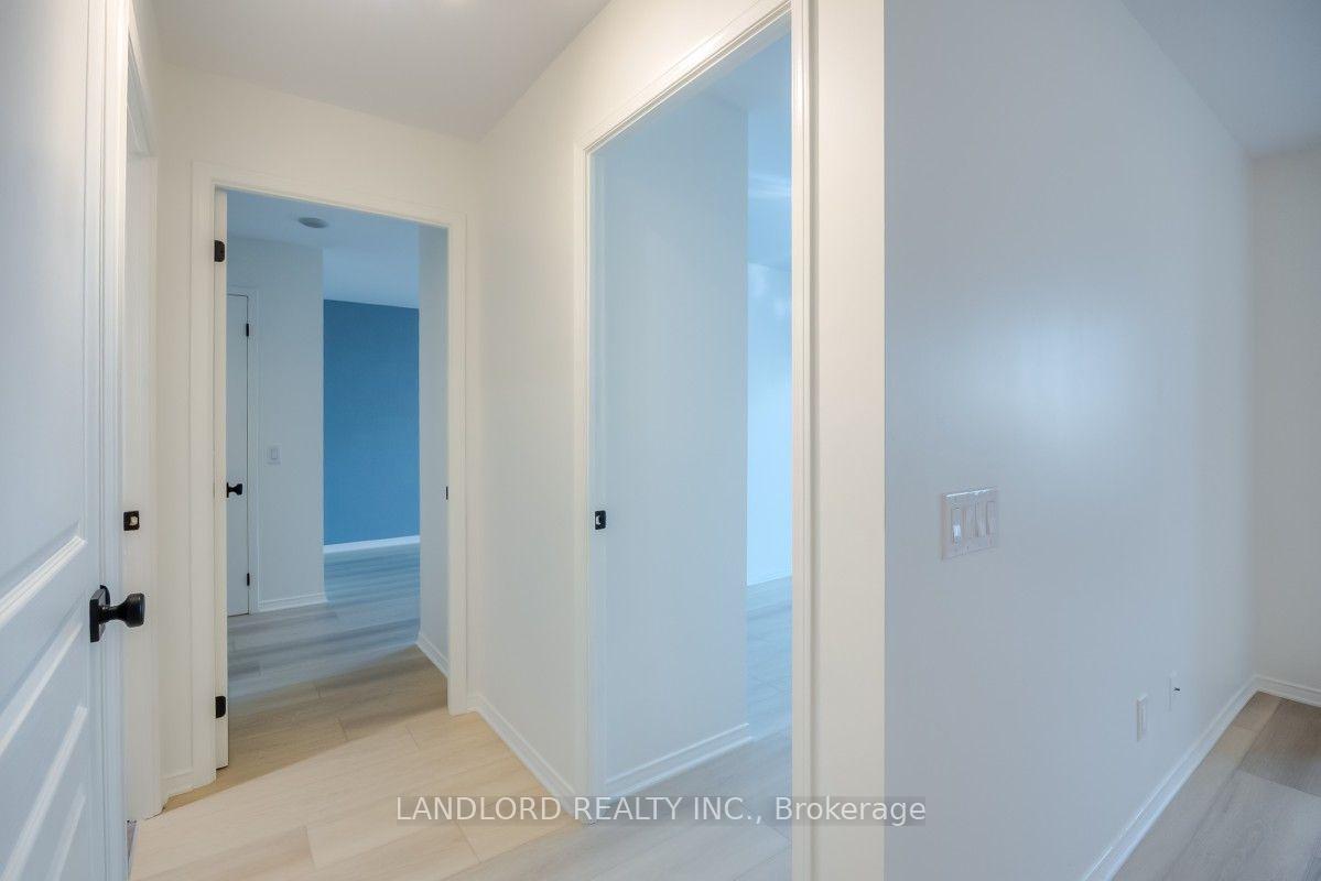Photo 10 of Unit 512, 1863 Queen Street E, Toronto, The Beaches — HOMEH