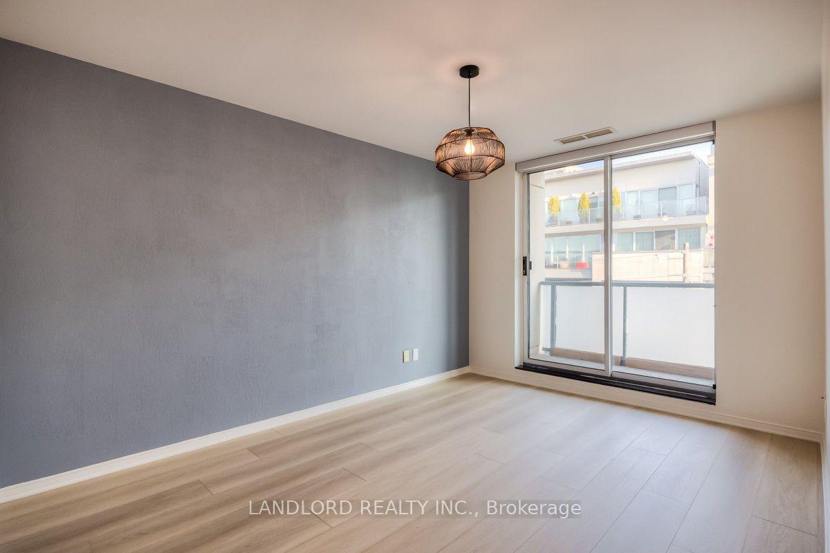 Photo 11 of Unit 512, 1863 Queen Street E, Toronto, The Beaches — HOMEH