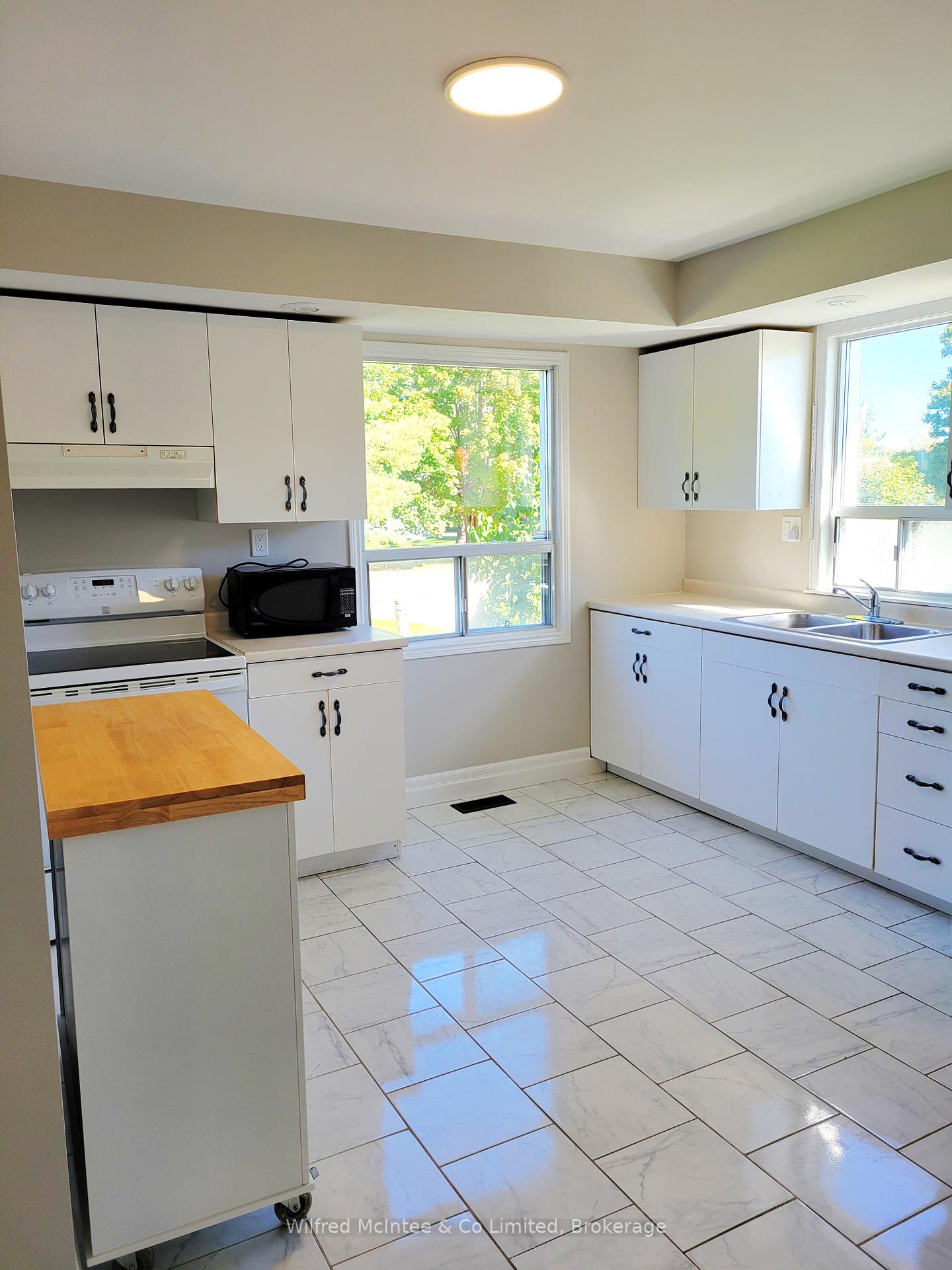 Photo 6 of 104 Meadows Drive, West Grey — HOMEH