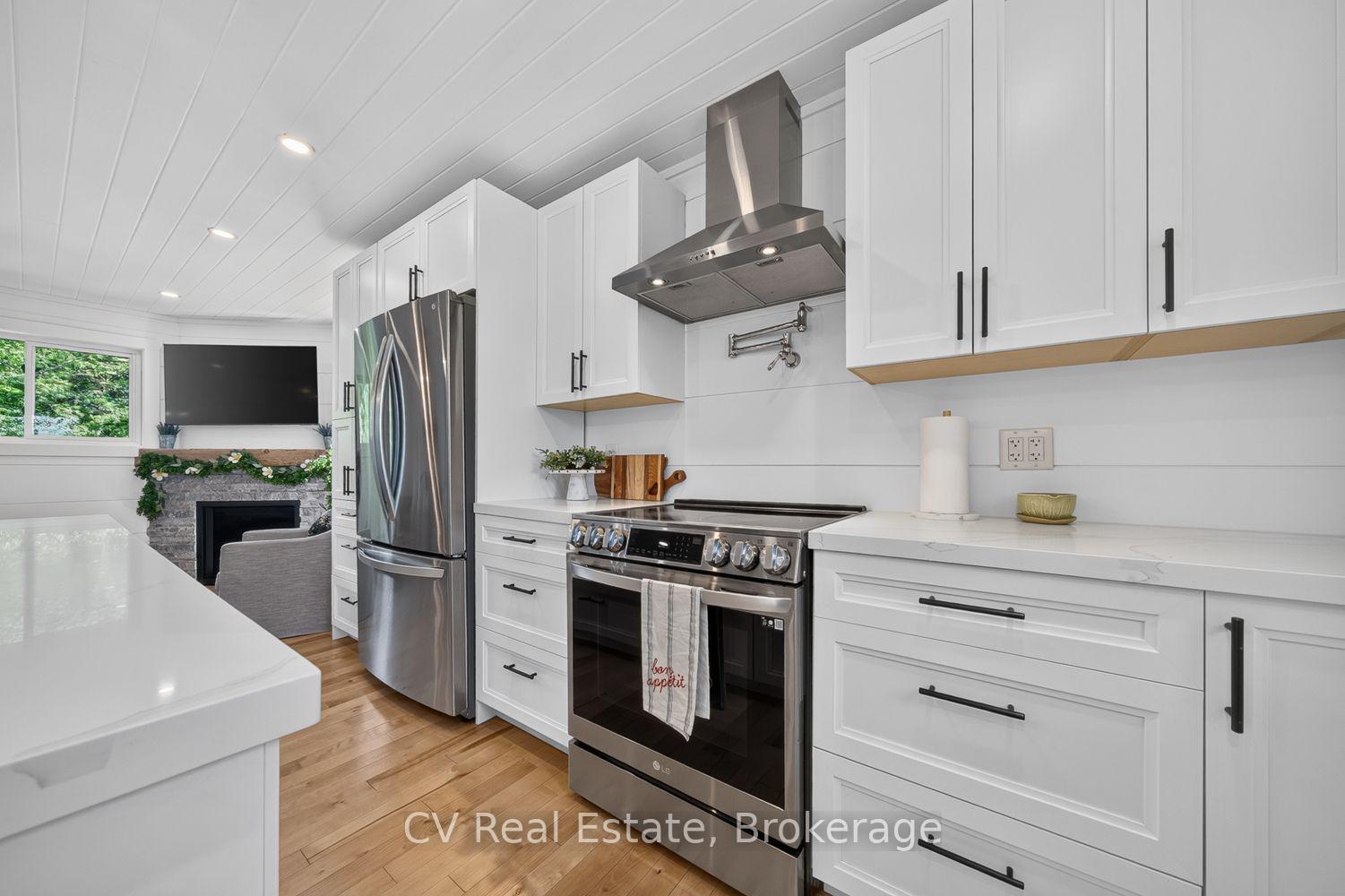 Photo 13 of 23 Lock Street, Seguin — HOMEH
