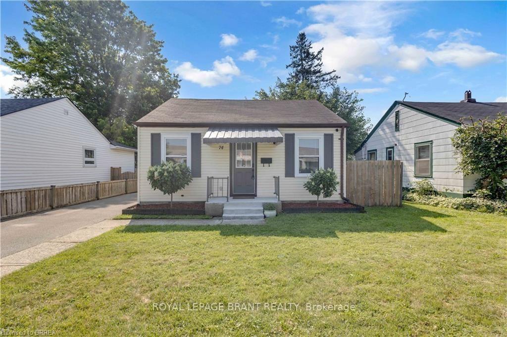 Photo 3 of 74 Eighth Avenue, Brantford, Eagle Place East — HOMEH