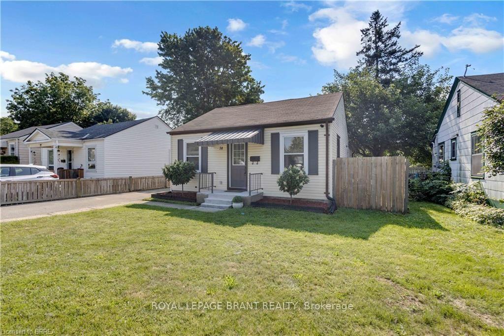 Photo 4 of 74 Eighth Avenue, Brantford, Eagle Place East — HOMEH