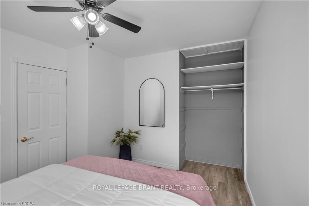 Photo 19 of 74 Eighth Avenue, Brantford, Eagle Place East — HOMEH