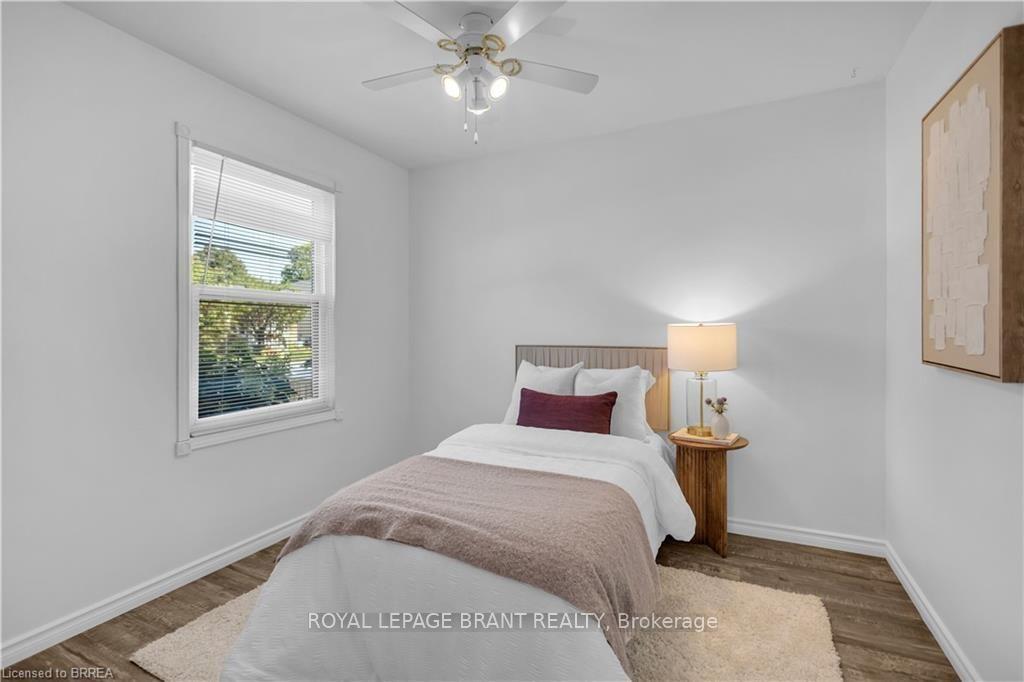 Photo 20 of 74 Eighth Avenue, Brantford, Eagle Place East — HOMEH
