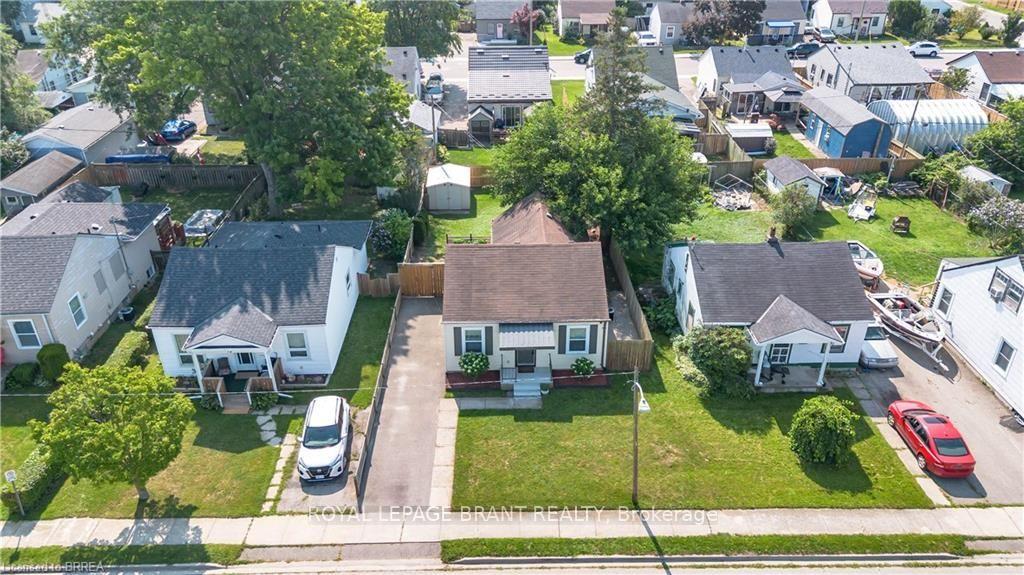 Photo 33 of 74 Eighth Avenue, Brantford, Eagle Place East — HOMEH