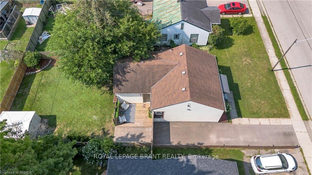 Photo 39 of 74 Eighth Avenue, Brantford, Eagle Place East — HOMEH