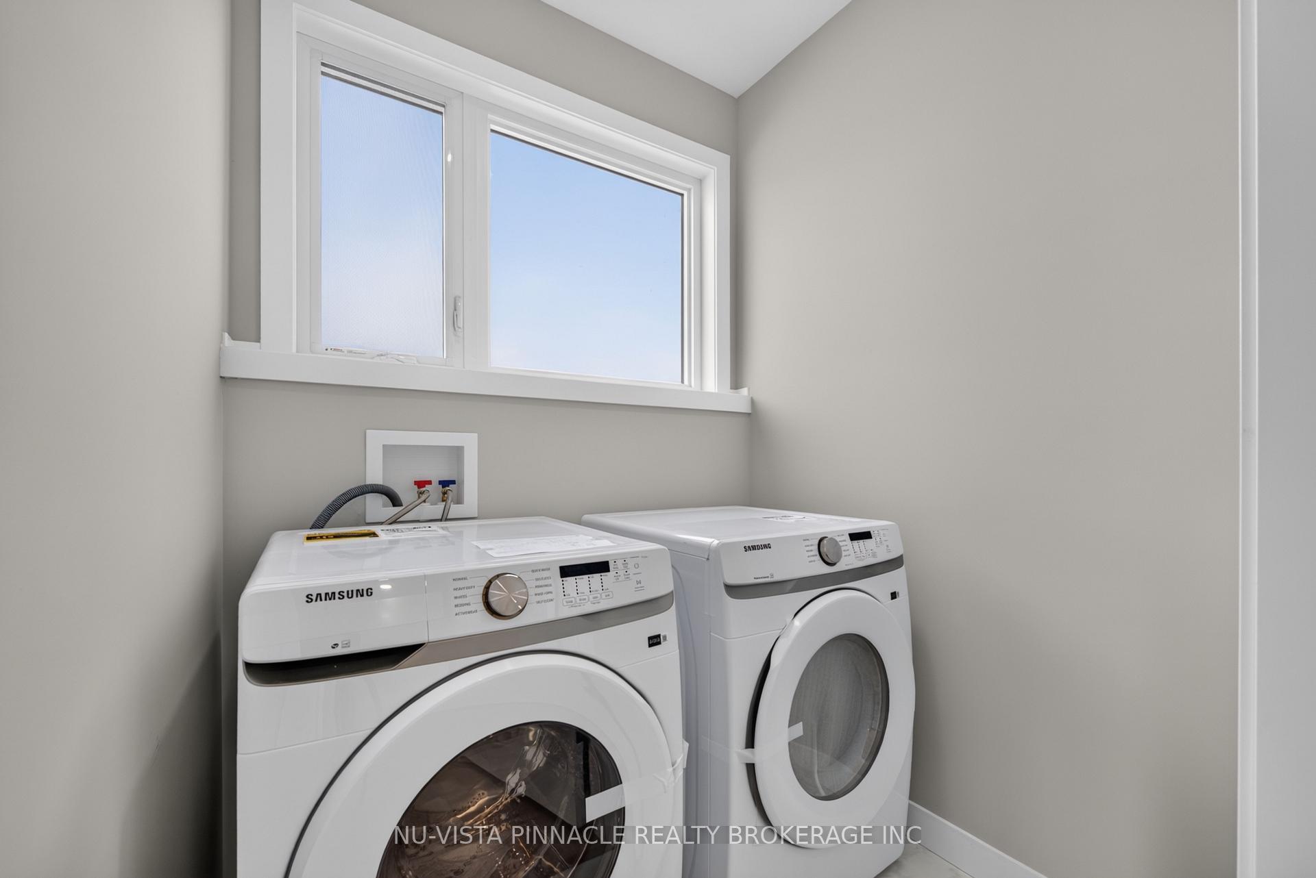 Photo 13 of 3117 Petty Road, London, South V — HOMEH