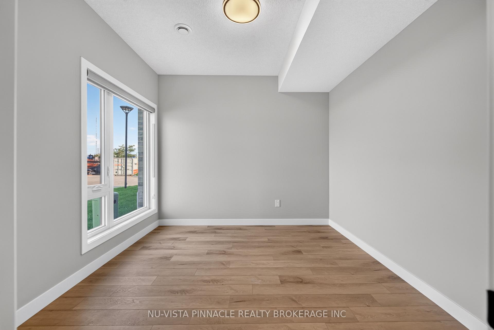 Photo 9 of 3111 Petty Road, London, South W — HOMEH