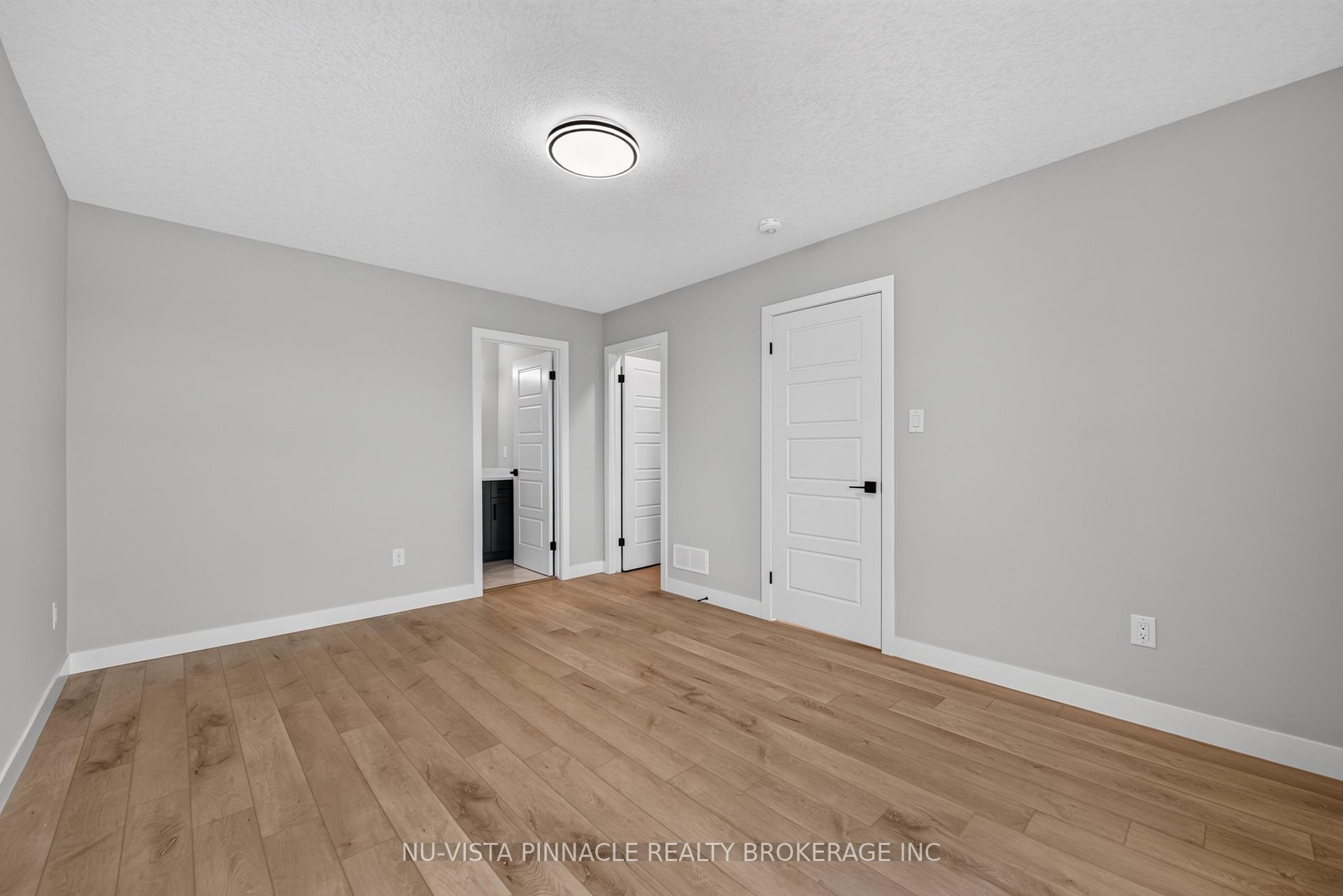 Photo 23 of 3111 Petty Road, London, South W — HOMEH