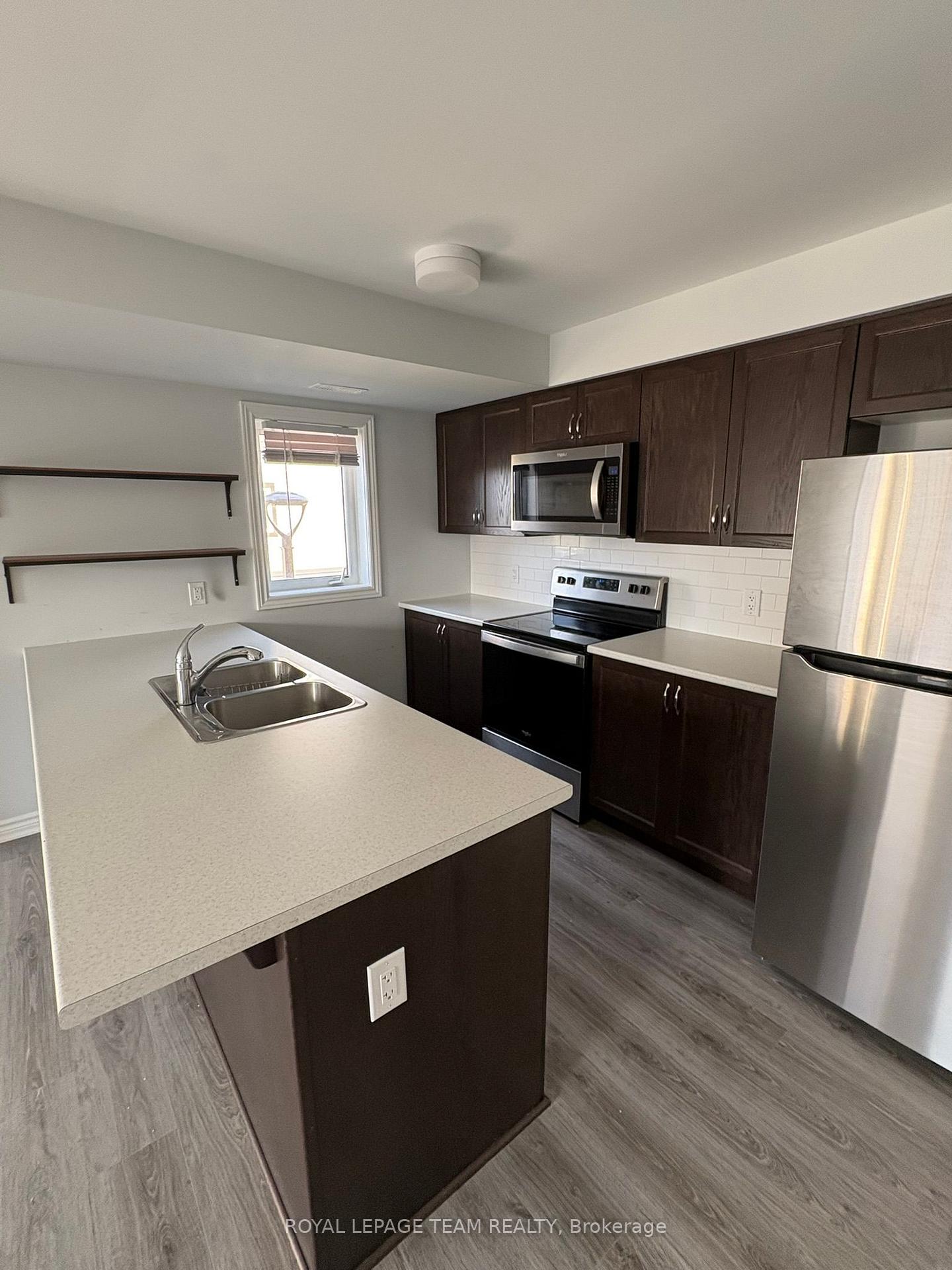 Photo 9 of 312 Pilot Private, Ottawa, Kanata - Emerald Meadows/Trailwest — HOMEH