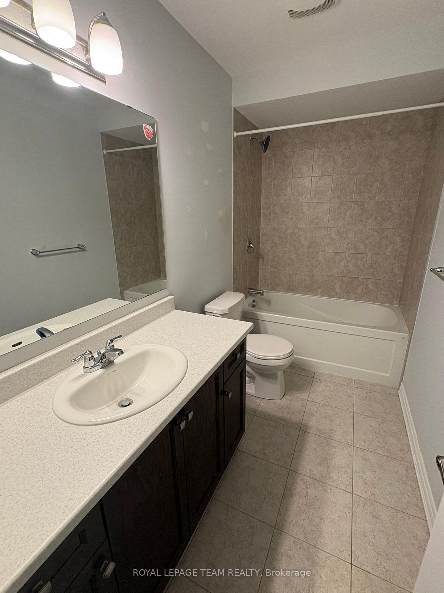 Photo 18 of 312 Pilot Private, Ottawa, Kanata - Emerald Meadows/Trailwest — HOMEH