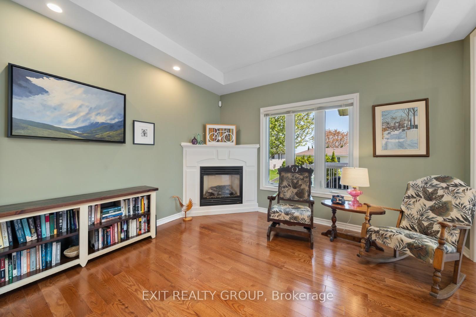 Photo 13 of 12 Aletha Drive, Prince Edward County, Wellington — HOMEH