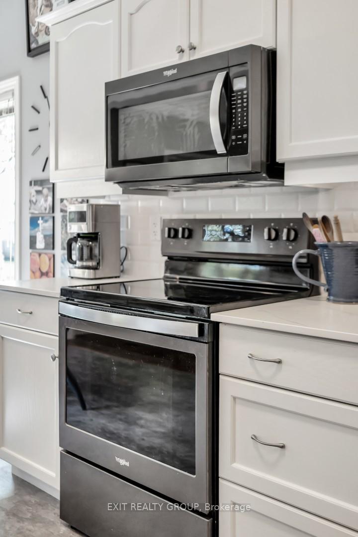 Photo 19 of 12 Aletha Drive, Prince Edward County, Wellington — HOMEH