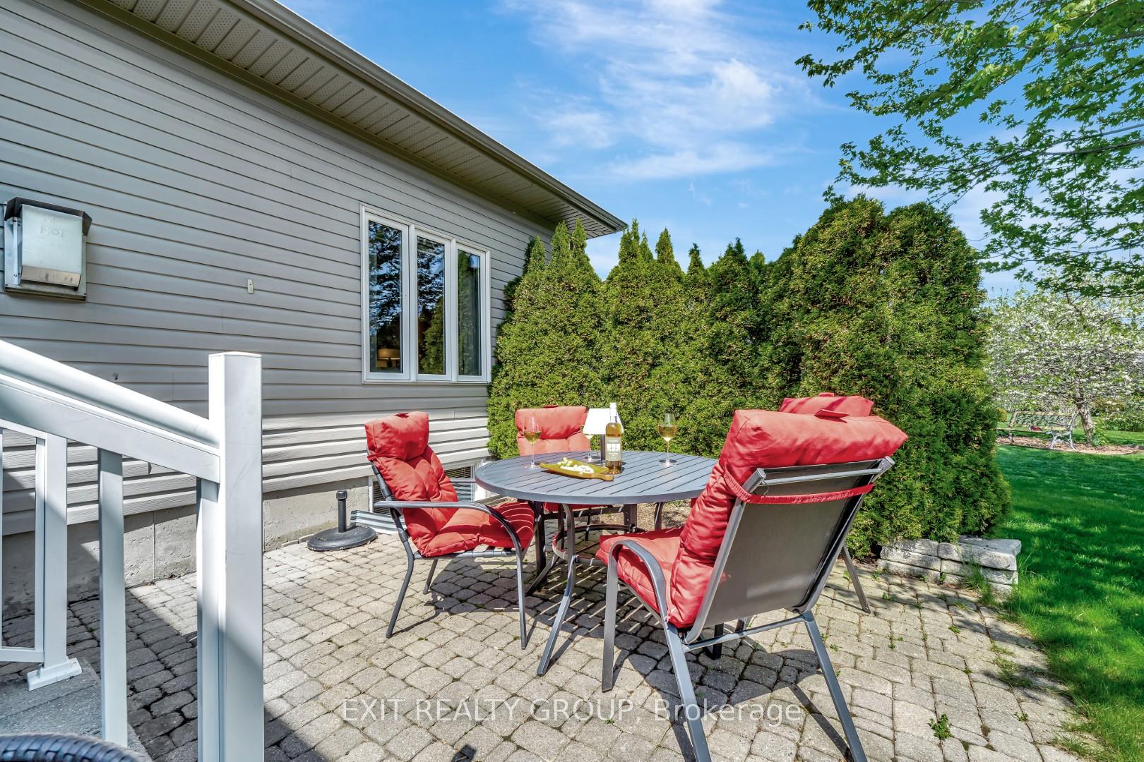 Photo 42 of 12 Aletha Drive, Prince Edward County, Wellington — HOMEH