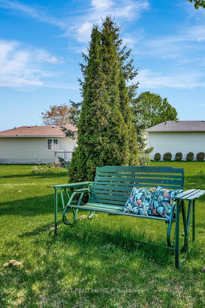 Photo 48 of 12 Aletha Drive, Prince Edward County, Wellington — HOMEH