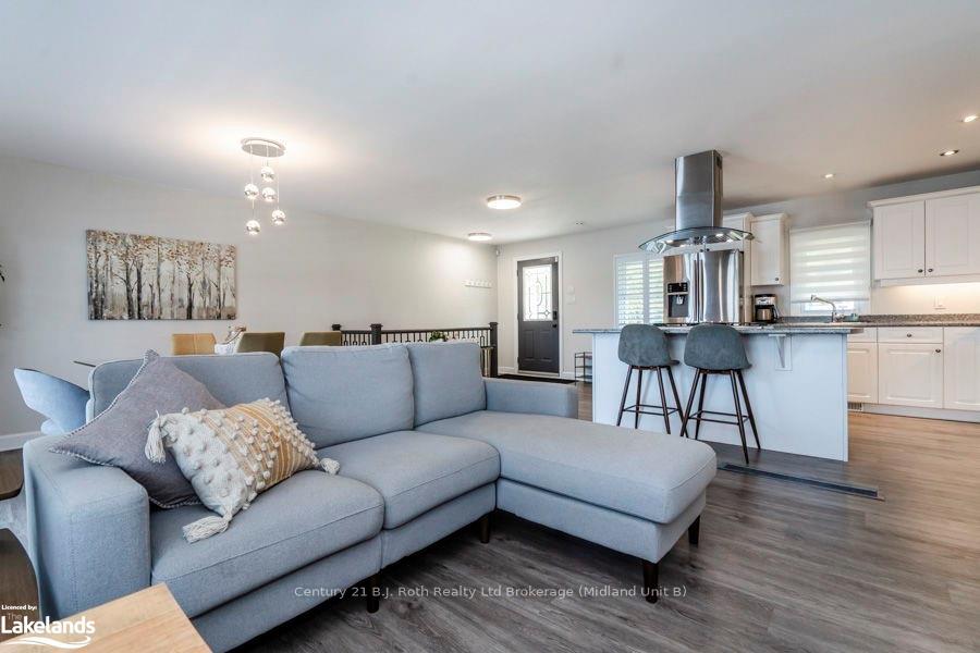Photo 15 of 142 Mitchells Beach Road, Tay, Victoria Harbour — HOMEH