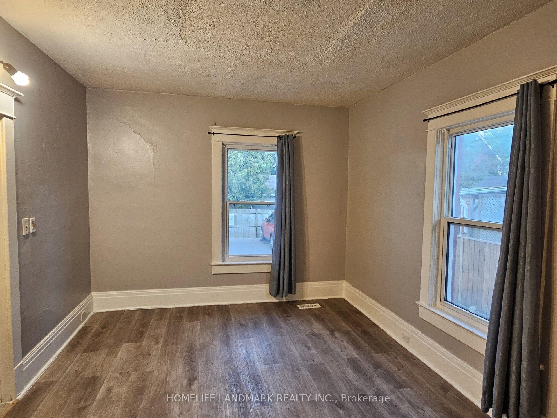 Photo 6 of Unit 3, 23 Ritson Road S, Oshawa, Central — HOMEH