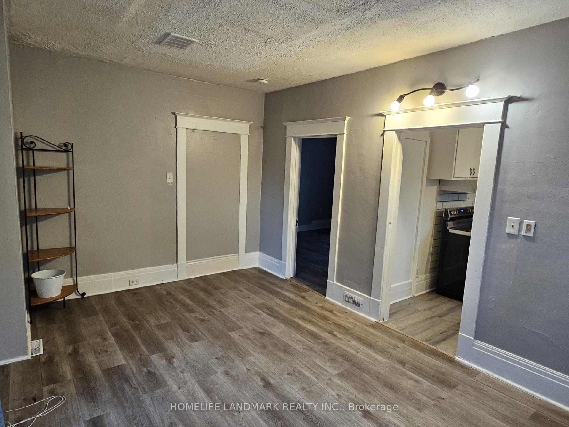 Photo 7 of Unit 3, 23 Ritson Road S, Oshawa, Central — HOMEH