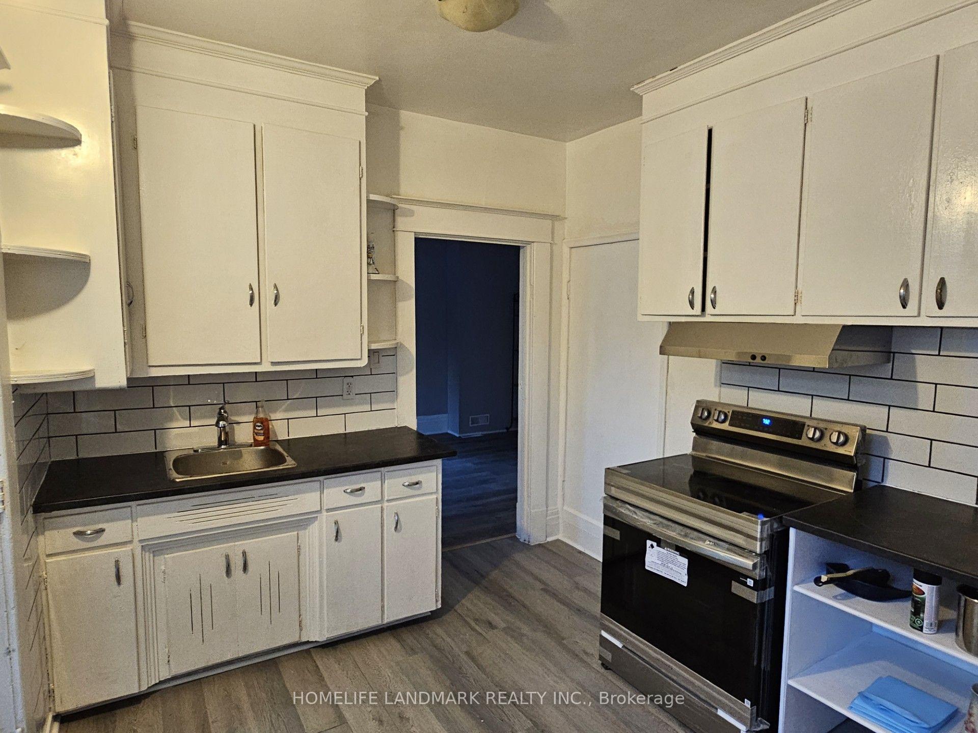 Photo 11 of Unit 3, 23 Ritson Road S, Oshawa, Central — HOMEH