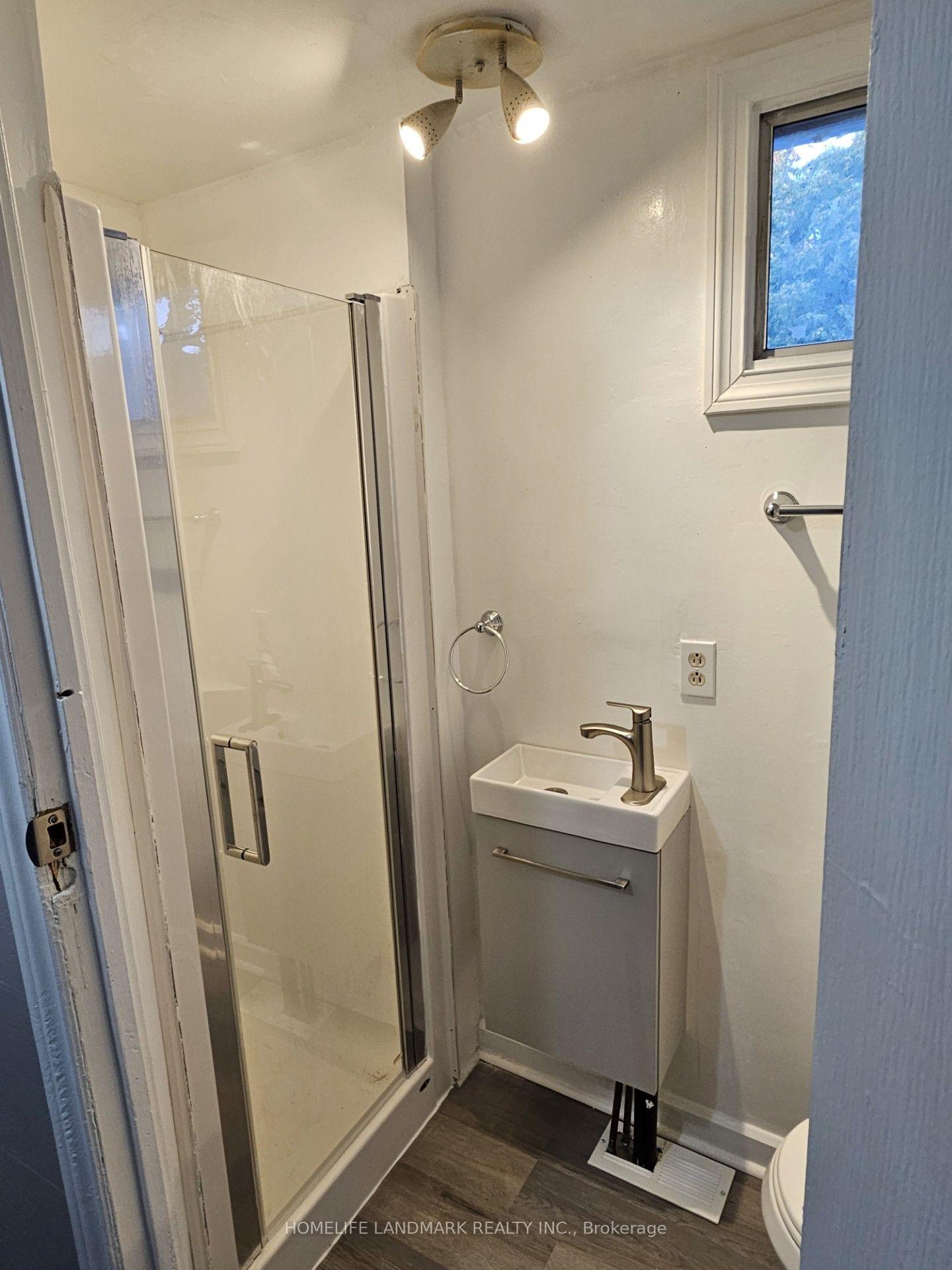 Photo 13 of Unit 3, 23 Ritson Road S, Oshawa, Central — HOMEH