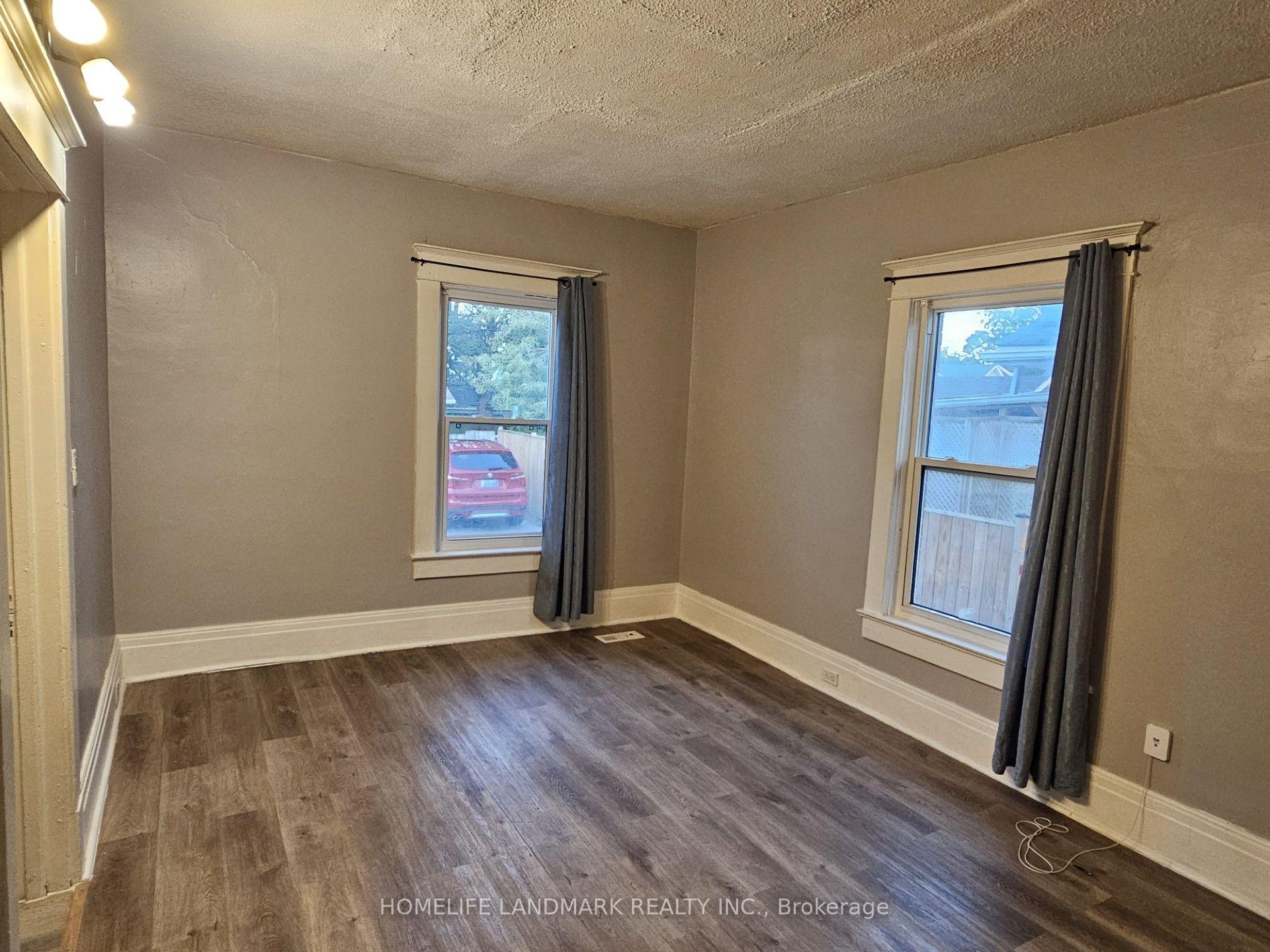 Photo 14 of Unit 3, 23 Ritson Road S, Oshawa, Central — HOMEH