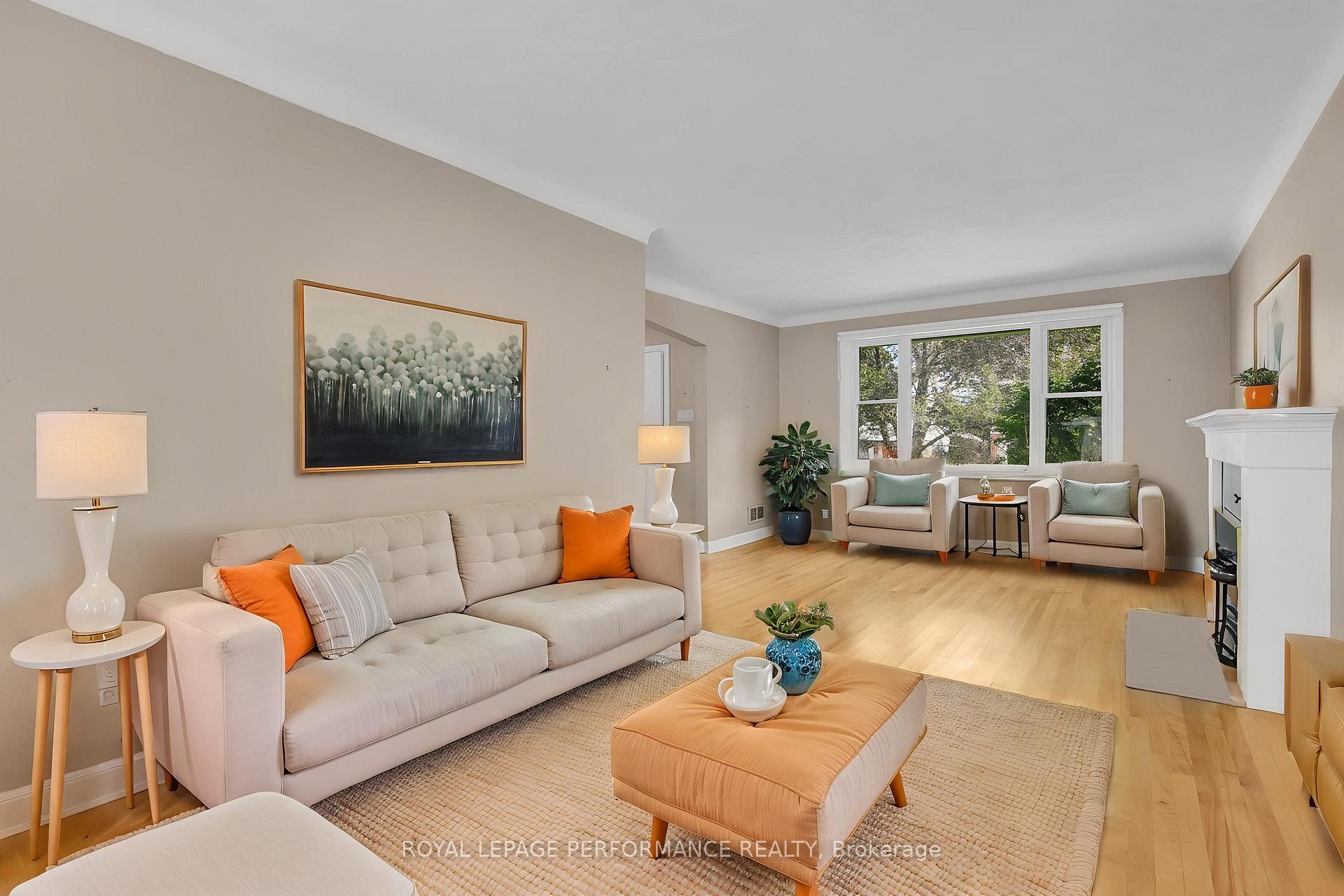 Photo 10 of 166 Winther Avenue, Ottawa, Applewood Acres — HOMEH