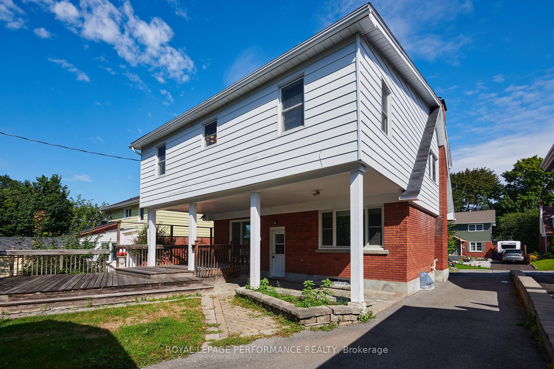 Photo 35 of 166 Winther Avenue, Ottawa, Applewood Acres — HOMEH