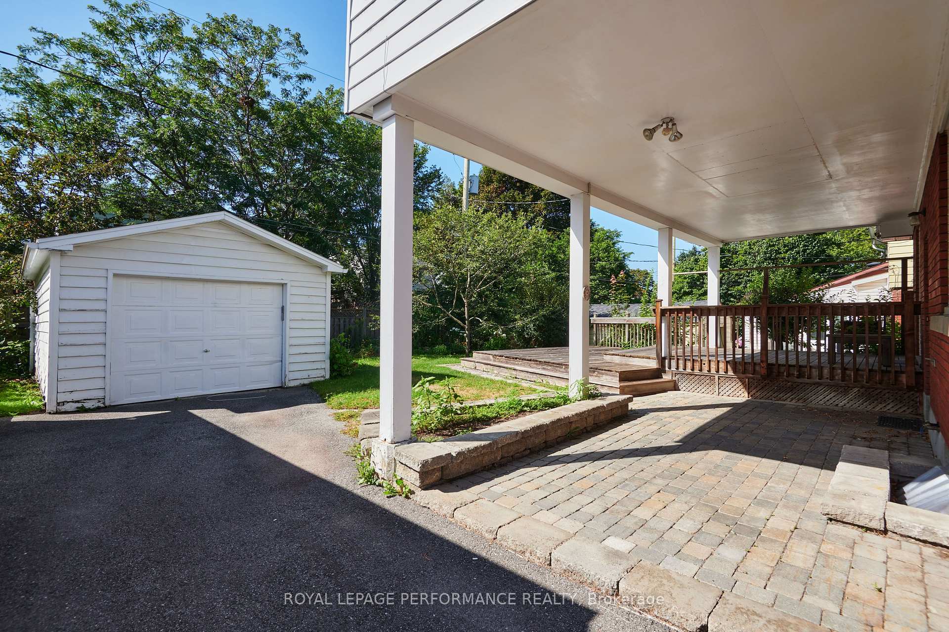 Photo 36 of 166 Winther Avenue, Ottawa, Applewood Acres — HOMEH
