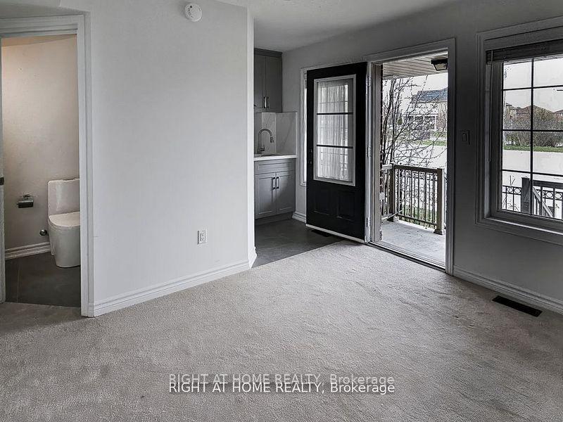 Photo 3 of Unit MAIN, 11 Telegraph Street, Brampton, Heart Lake East — HOMEH