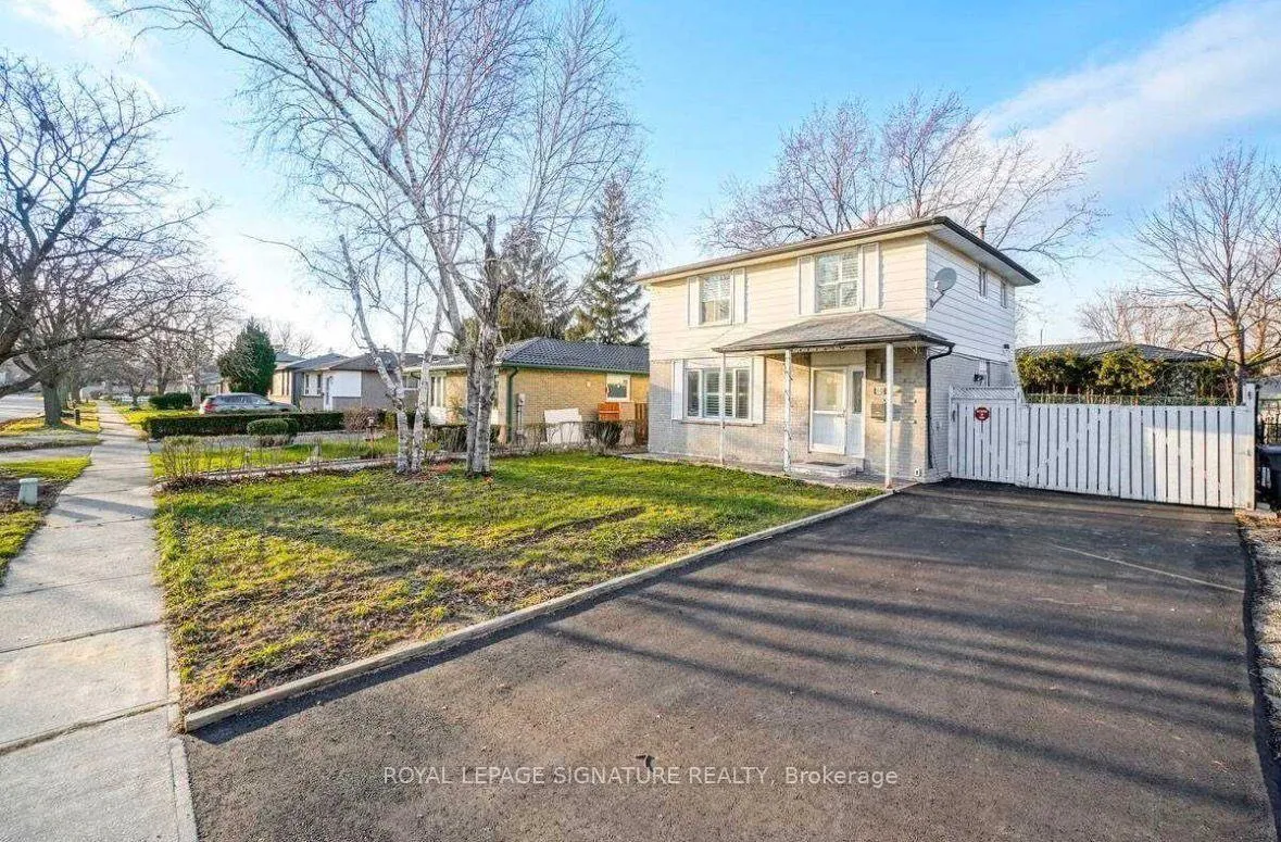 Photo 2 of Unit Upper, 10 Kenilworth Road, Brampton, Madoc — HOMEH