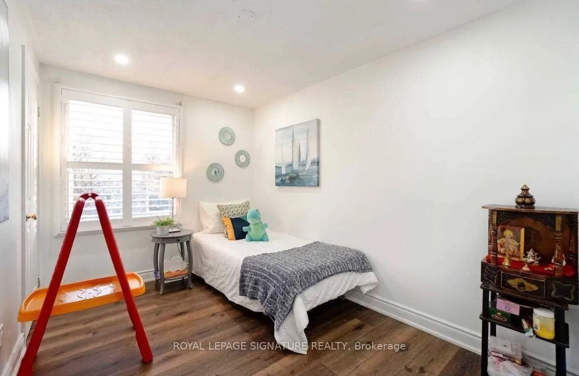 Photo 13 of Unit Upper, 10 Kenilworth Road, Brampton, Madoc — HOMEH