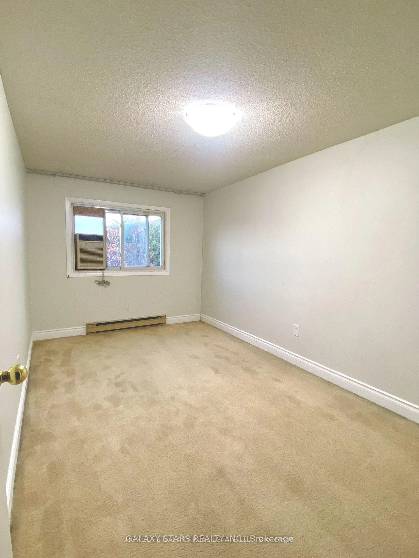 Photo 23 of 1458 Fieldlight Boulevard, Pickering, Liverpool — HOMEH