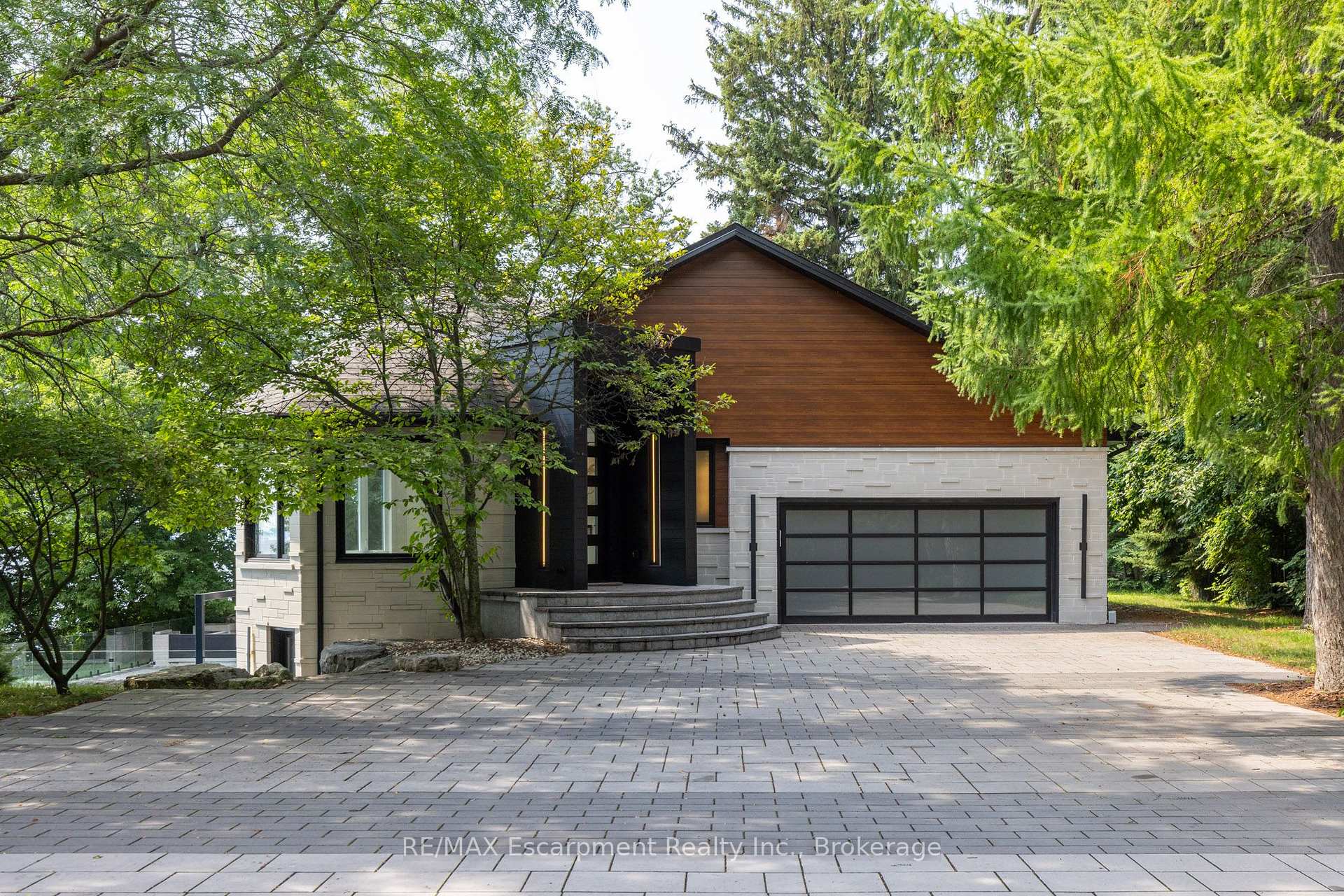 Photo 3 of 100 Appleby Place, Burlington, Appleby — HOMEH