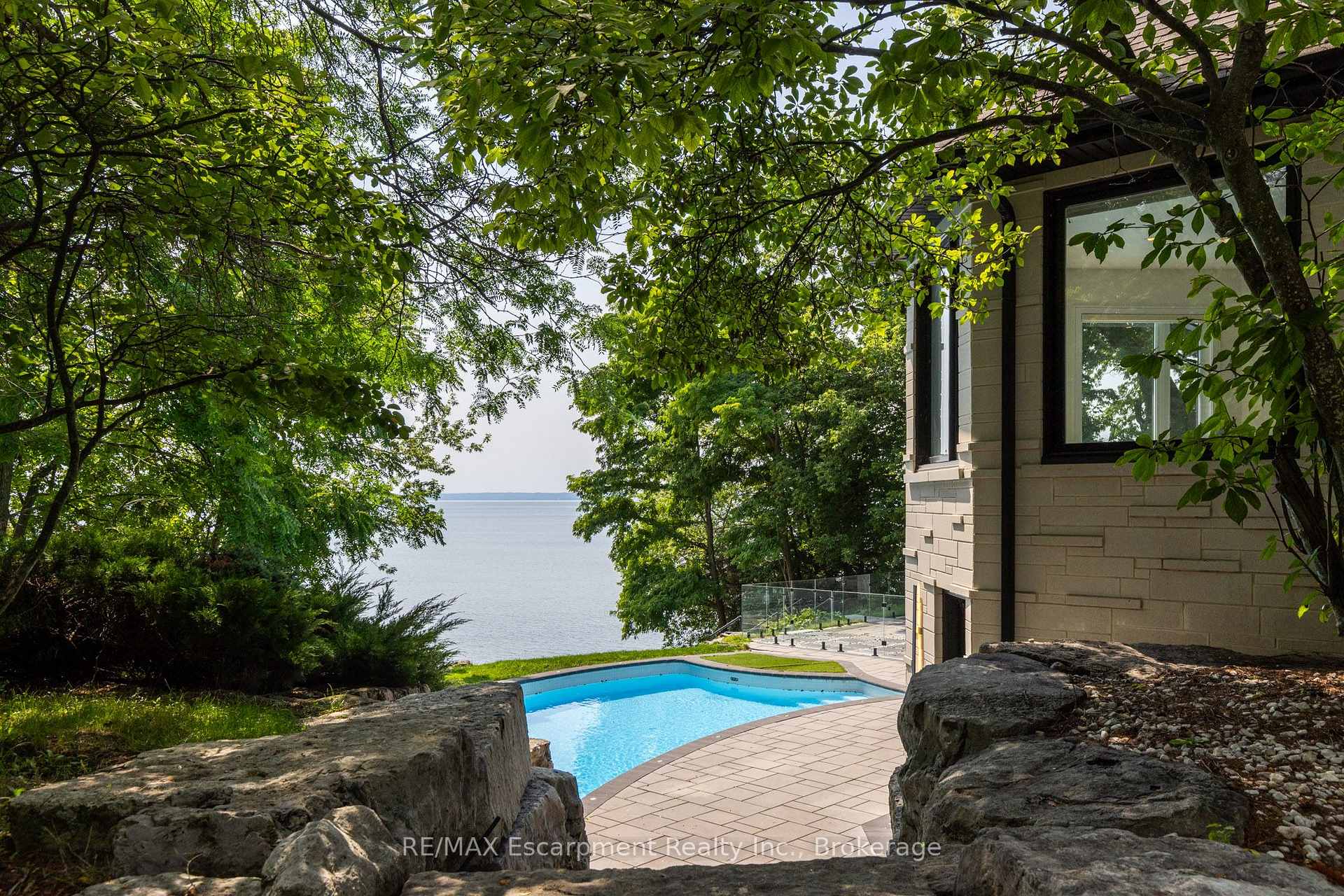Photo 5 of 100 Appleby Place, Burlington, Appleby — HOMEH