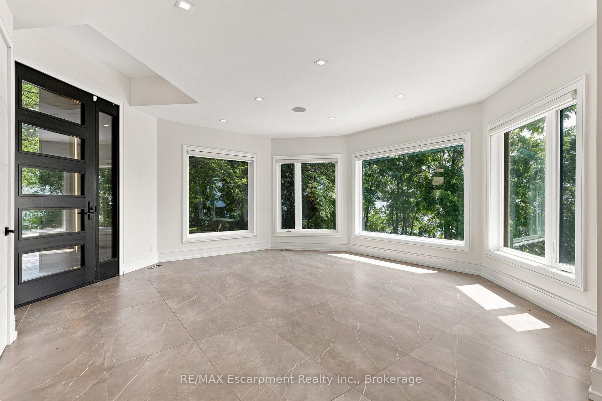Photo 10 of 100 Appleby Place, Burlington, Appleby — HOMEH