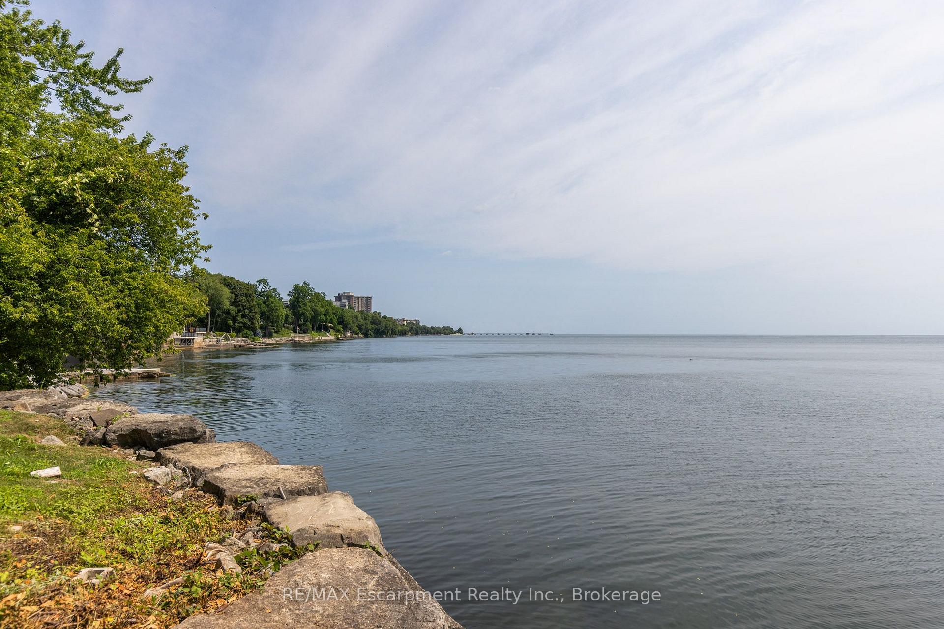 Photo 48 of 100 Appleby Place, Burlington, Appleby — HOMEH