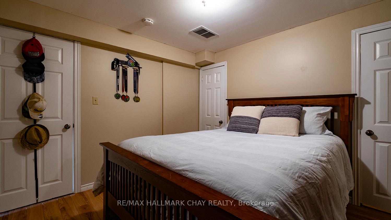 Photo 32 of 139 Wawinet Street, Midland — HOMEH